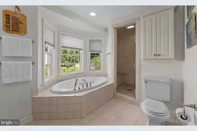 507 Meadowbrook Circle, Wayne, PA 19087 - Photo 25