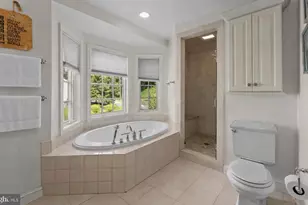 507 Meadowbrook Cir, Wayne, PA 19087 - Photo 25