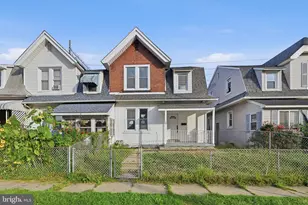 29 Chestnut St, Marcus Hook, PA 19061 - Photo 1