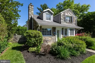 244 W Hathaway Ln, Ardmore, PA 19003 - Photo 3