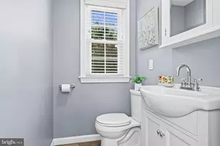 244 W Hathaway Ln, Ardmore, PA 19003 - Photo 21