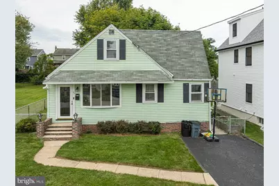 82 2nd Avenue, Broomall, PA 19008 - Photo 1
