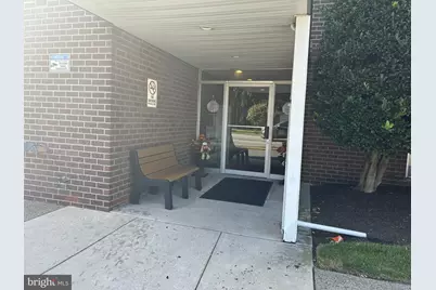 33 W Chester Pike #E8, Ridley Park, PA 19078 - Photo 3