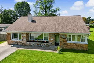 2116 Boxwood Dr, Broomall, PA 19008 - Photo 39