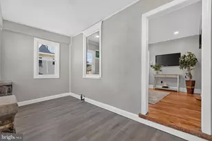 39 Cloverdale Ave, Upper Darby, PA 19082 - Photo 9