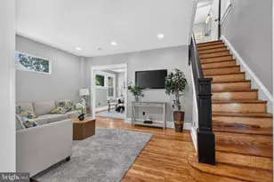 39 Cloverdale Ave, Upper Darby, PA 19082 - Photo 11