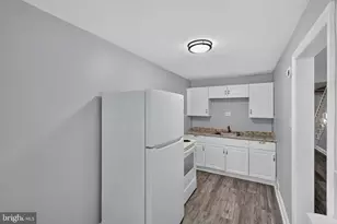 331 W 21st St, Chester, PA 19013 - Photo 9