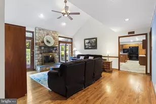 1 Thistle Ln, Media, PA 19063 - Photo 13