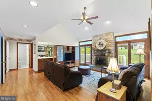 1 Thistle Ln, Media, PA 19063 - Photo 7