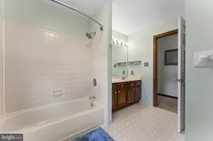 1 Thistle Ln, Media, PA 19063 - Photo 55