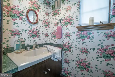 99 W Greenwood Avenue, Lansdowne, PA 19050 - Photo 37