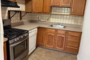 1404 Powell Rd, Brookhaven, PA 19015 - Photo 5