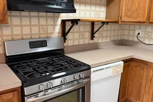 1404 Powell Rd, Brookhaven, PA 19015 - Photo 7