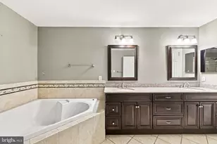 8 Three Oak Ln, West Chester, PA 19382 - Photo 47