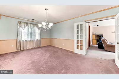 320 E Knowles Avenue, Glenolden, PA 19036 - Photo 9