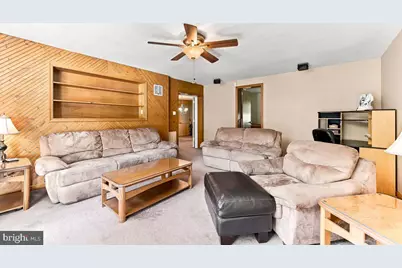 320 E Knowles Avenue, Glenolden, PA 19036 - Photo 13