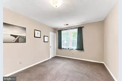 320 E Knowles Avenue, Glenolden, PA 19036 - Photo 21