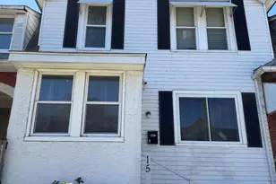 15 Walnut St, Marcus Hook, PA 19061 - Photo 1