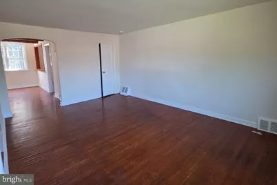 615 W 14th Street, Chester, PA 19013 - Photo 3