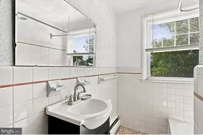 306 Collingdale Avenue, Darby, PA 19023 - Photo 17