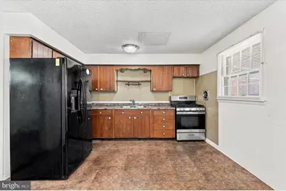 306 Collingdale Avenue, Darby, PA 19023 - Photo 13
