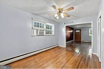 306 Collingdale Avenue, Darby, PA 19023 - Photo 9