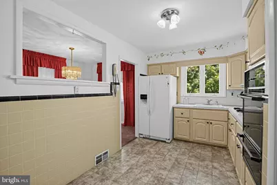 245 Talbot Drive, Broomall, PA 19008 - Photo 7