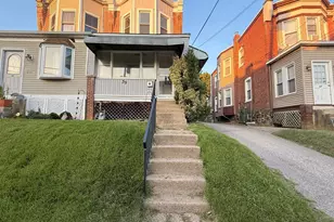 39 Walnut St, Clifton Heights, PA 19018 - Photo 1