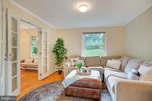 31 Green Valley Rd, Wallingford, PA 19086 - Photo 9