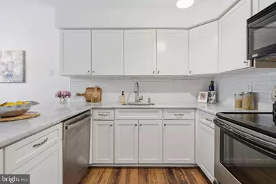 138 Montrose Avenue #26, Bryn Mawr, PA 19010 - Photo 7