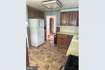 23 W Woodland Avenue, Springfield, PA 19064 - Photo 11