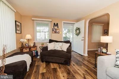 214 W Macdade Boulevard, Folsom, PA 19033 - Photo 17