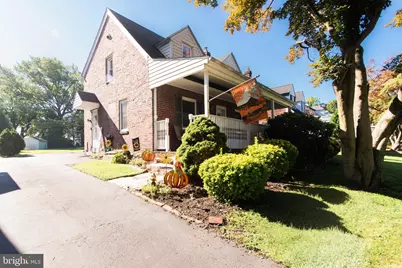 214 W Macdade Boulevard, Folsom, PA 19033 - Photo 5