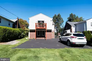 214 W MacDade Blvd, Folsom, PA 19033 - Photo 9