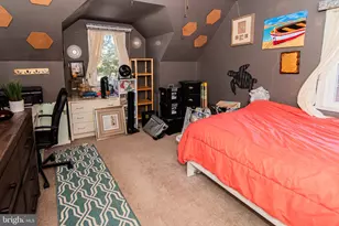 214 W MacDade Blvd, Folsom, PA 19033 - Photo 41
