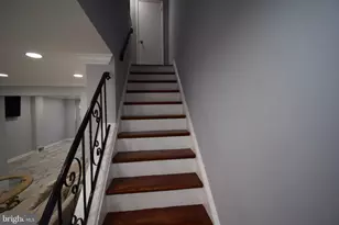 735 Windsor Cir, Folcroft, PA 19032 - Photo 13