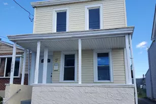 1209 Leiper St, Crum Lynne, PA 19022 - Photo 1
