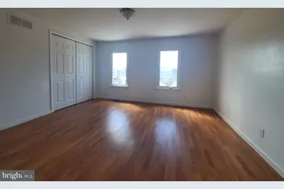 1209 Leiper Street, Crum Lynne, PA 19022 - Photo 5