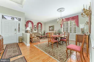 91 S Valentine Dr, Garnet Valley, PA 19060 - Photo 7