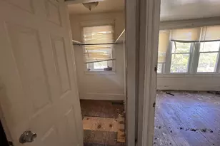 417 E 20th St, Chester, PA 19013 - Photo 33
