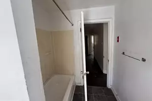 417 E 20th St, Chester, PA 19013 - Photo 23