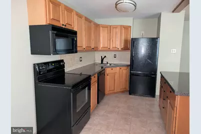 100 E Glenolden Avenue #U-20, Glenolden, PA 19036 - Photo 5