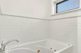 2131 Darby Rd, Havertown, PA 19083 - Photo 9