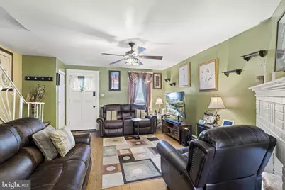 7017 Radbourne Road, Upper Darby, PA 19082 - Photo 5