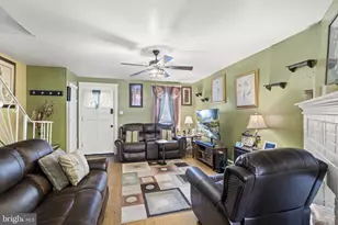 7017 Radbourne Rd, Upper Darby, PA 19082 - Photo 5