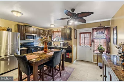 7017 Radbourne Road, Upper Darby, PA 19082 - Photo 7