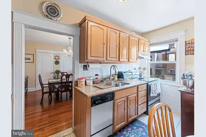 257 Long Lane, Upper Darby, PA 19082 - Photo 7