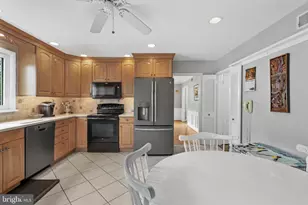 1705 Sue Ellen Dr, Havertown, PA 19083 - Photo 15