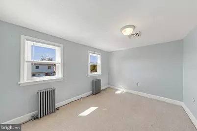 227 Hazel Avenue, Folsom, PA 19033 - Photo 17