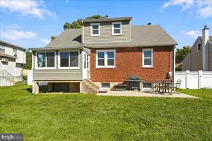 227 Hazel Ave, Folsom, PA 19033 - Photo 23